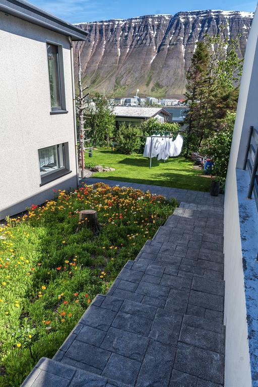 Solheimar Studio Apartment Ísafjörður Buitenkant foto