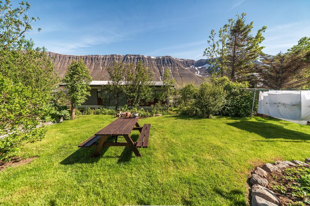 Solheimar Studio Apartment Ísafjörður Buitenkant foto